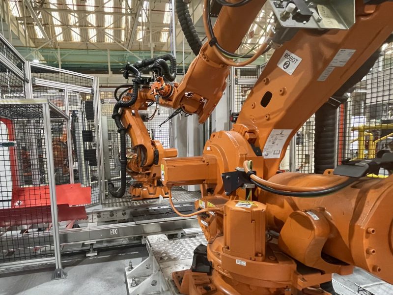 industrial-robots-2022-10-31-21-40-32-utc